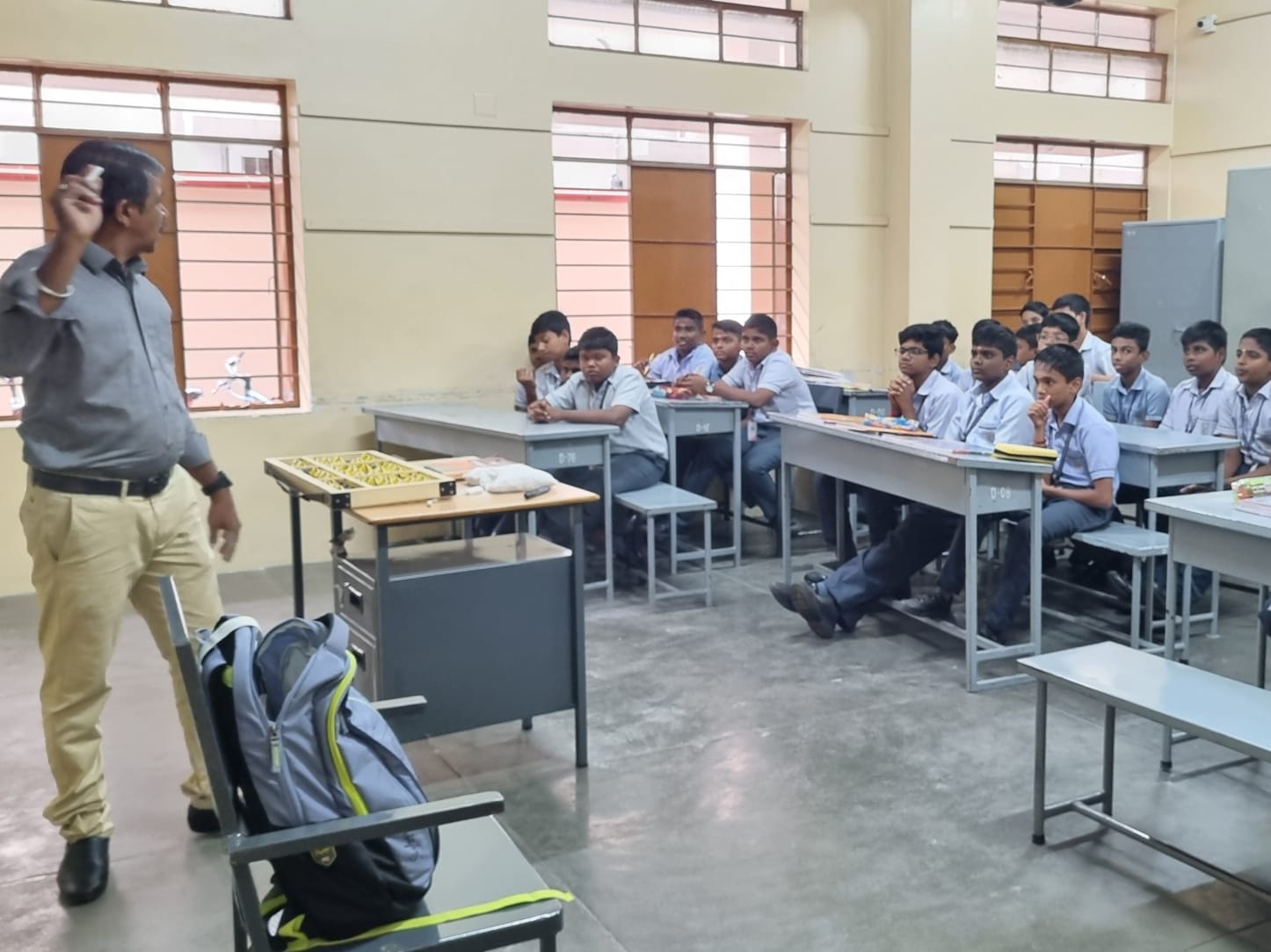 Demonstration to Chinmaya Vidhyalaya school students at Coimbatore - Image 3